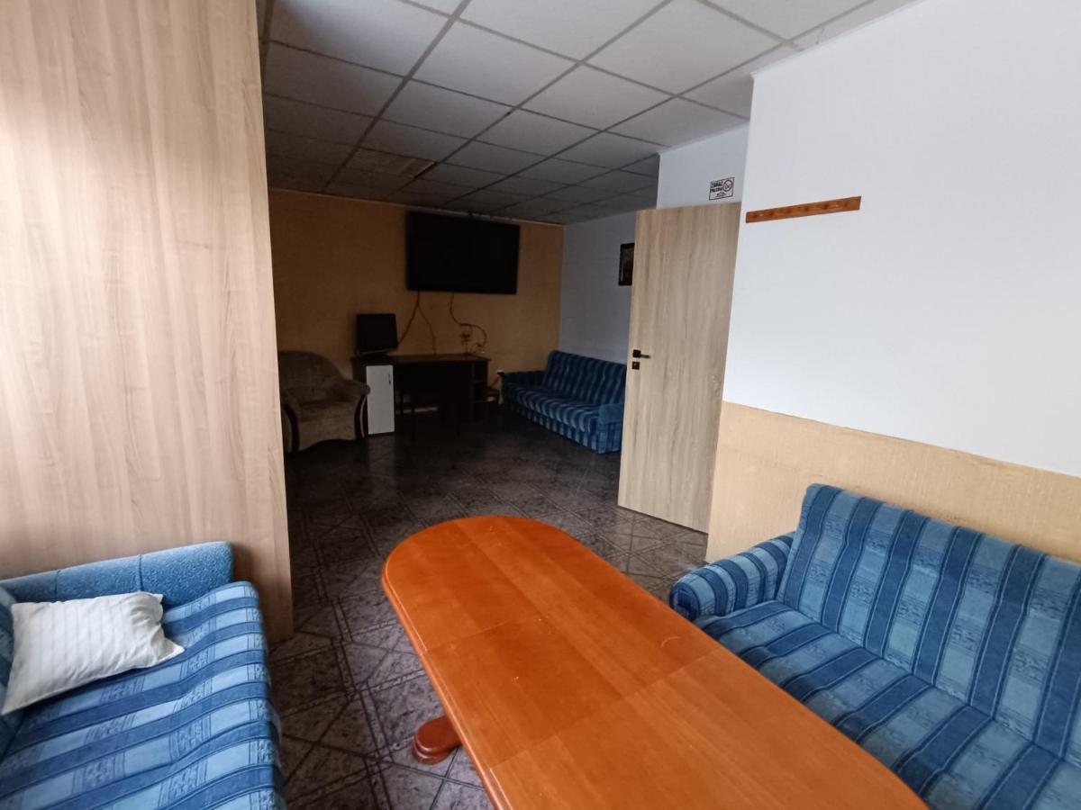 Hostel Welinek Gratis Parking Stęszew Kültér fotó